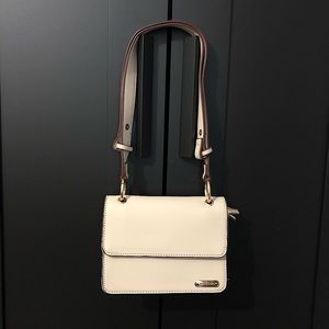 Mannochio Crossbody Bag